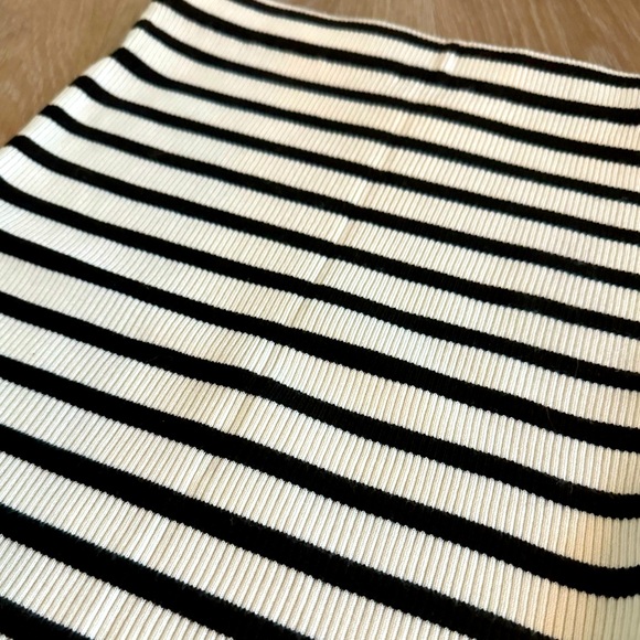 BEAUTIFUL Zara Knit Skirt Size Small, Multi Color Skirt Size S - Picture 4 of 5